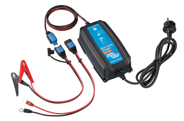 Victron BPC121531064R Blue IP65 Charger 12 15 230V CEE 7 17 0 93 kg